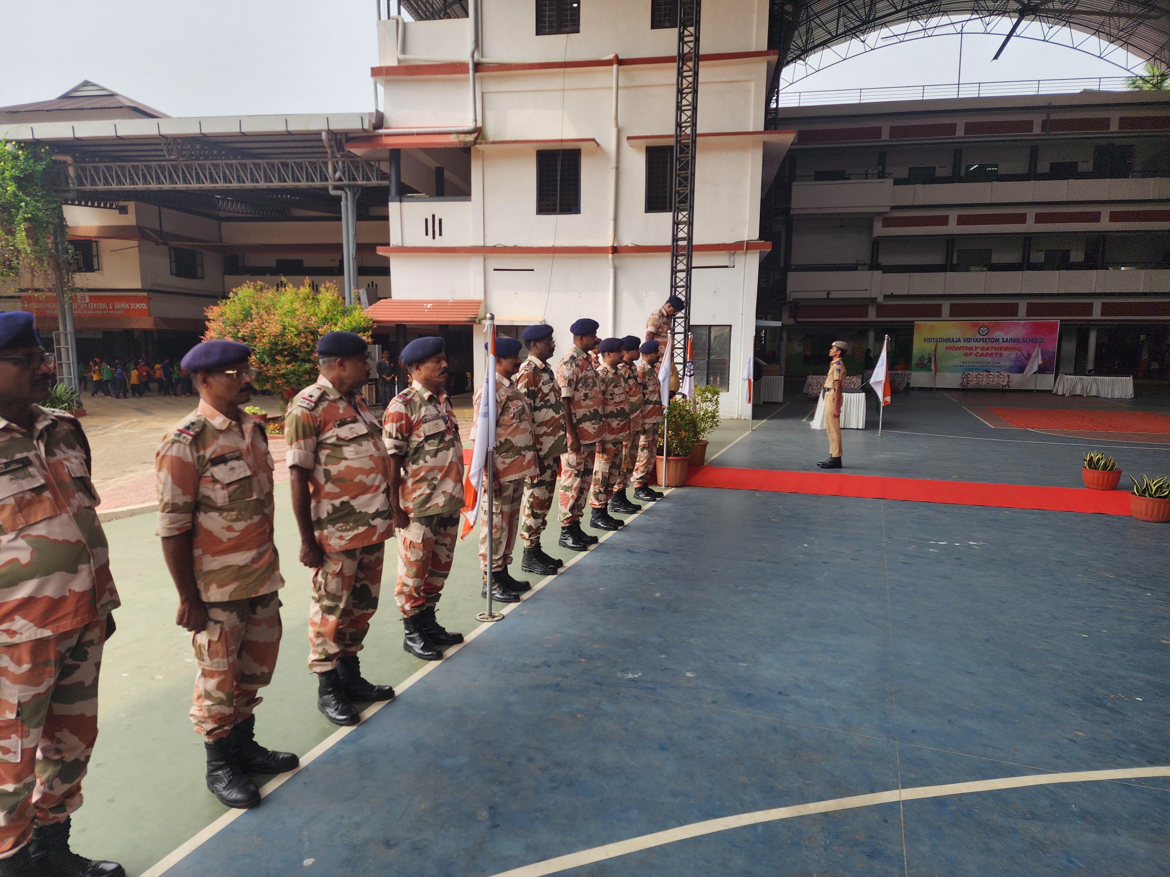 Itbp Weapon Display — Vidyadhiraja Vidyapeetom Sainik School